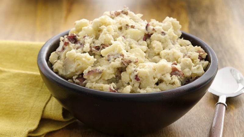 Easy Slow Cooker Garlic Mashed Potatoes: Stress-Free Holiday Sides